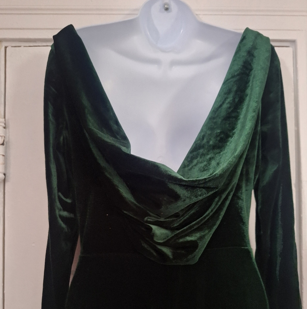 long green dress size L brand REBECCA B back neckline